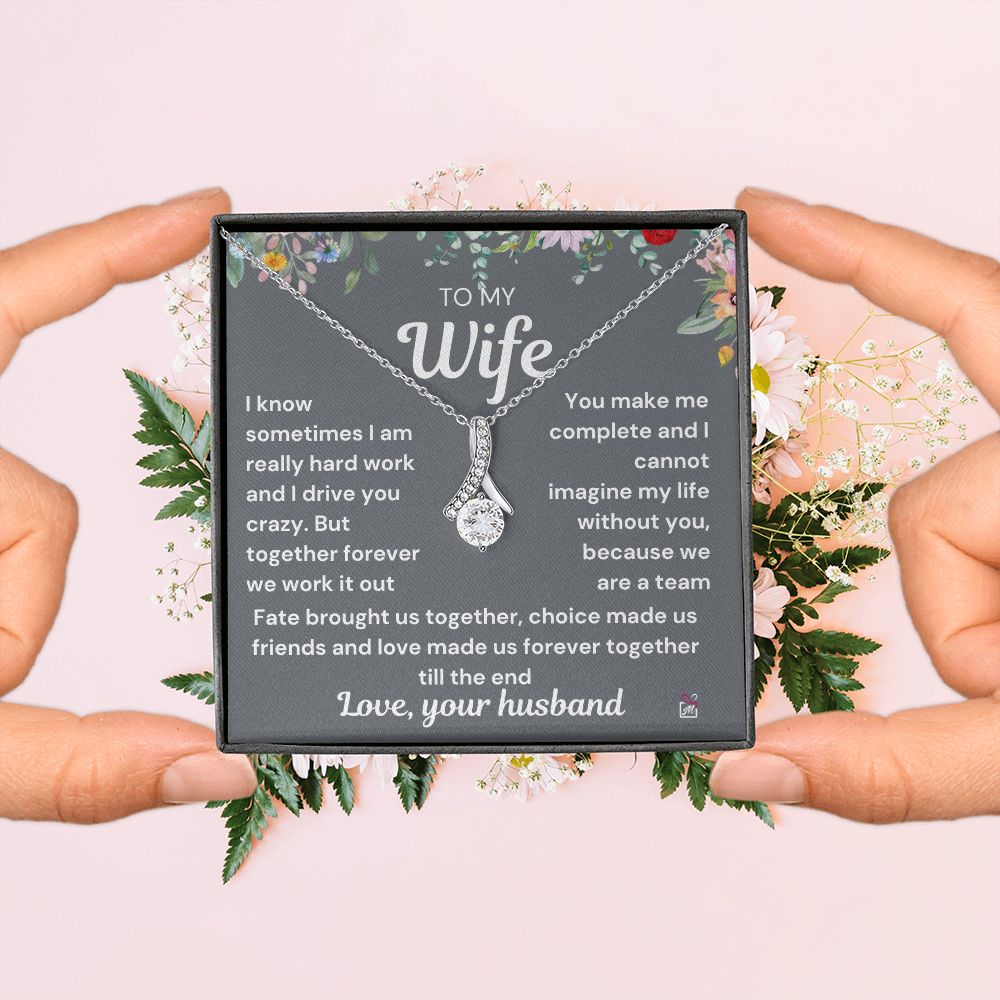 To Wife - I Know I Drive You Crazy - Alluring Beauty Necklace PM0107
