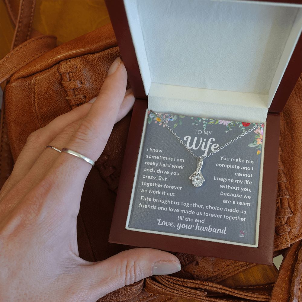 To Wife - I Know I Drive You Crazy - Alluring Beauty Necklace PM0107