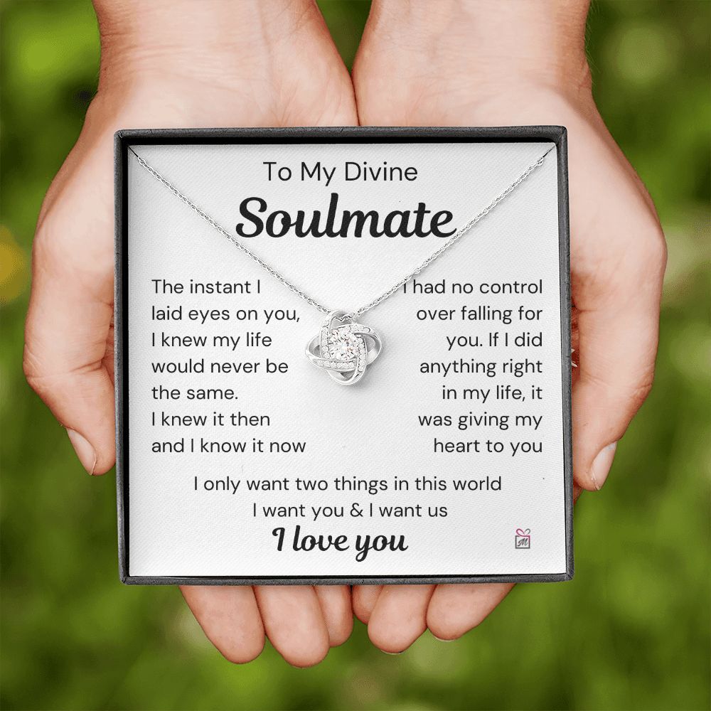 To Soulmate - The Instant I Laid Eyes On You - Love Knot Necklace